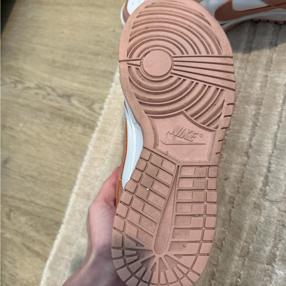 Nike Blush and White Low-Top Sneakers - Picture 8 of 10